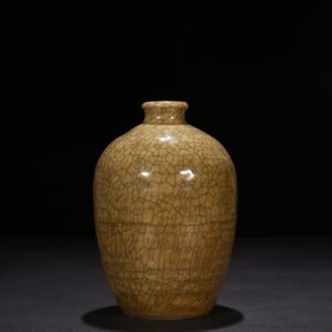 Song Dynasty Ge kiln plum vase