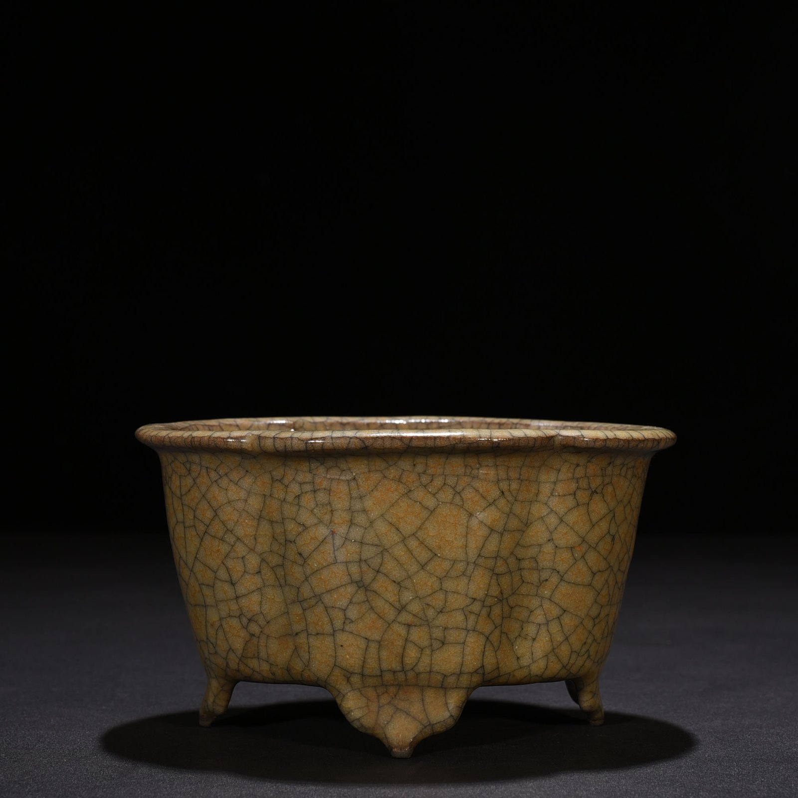 Song Dynasty Ge Kiln Begonia Style Wash