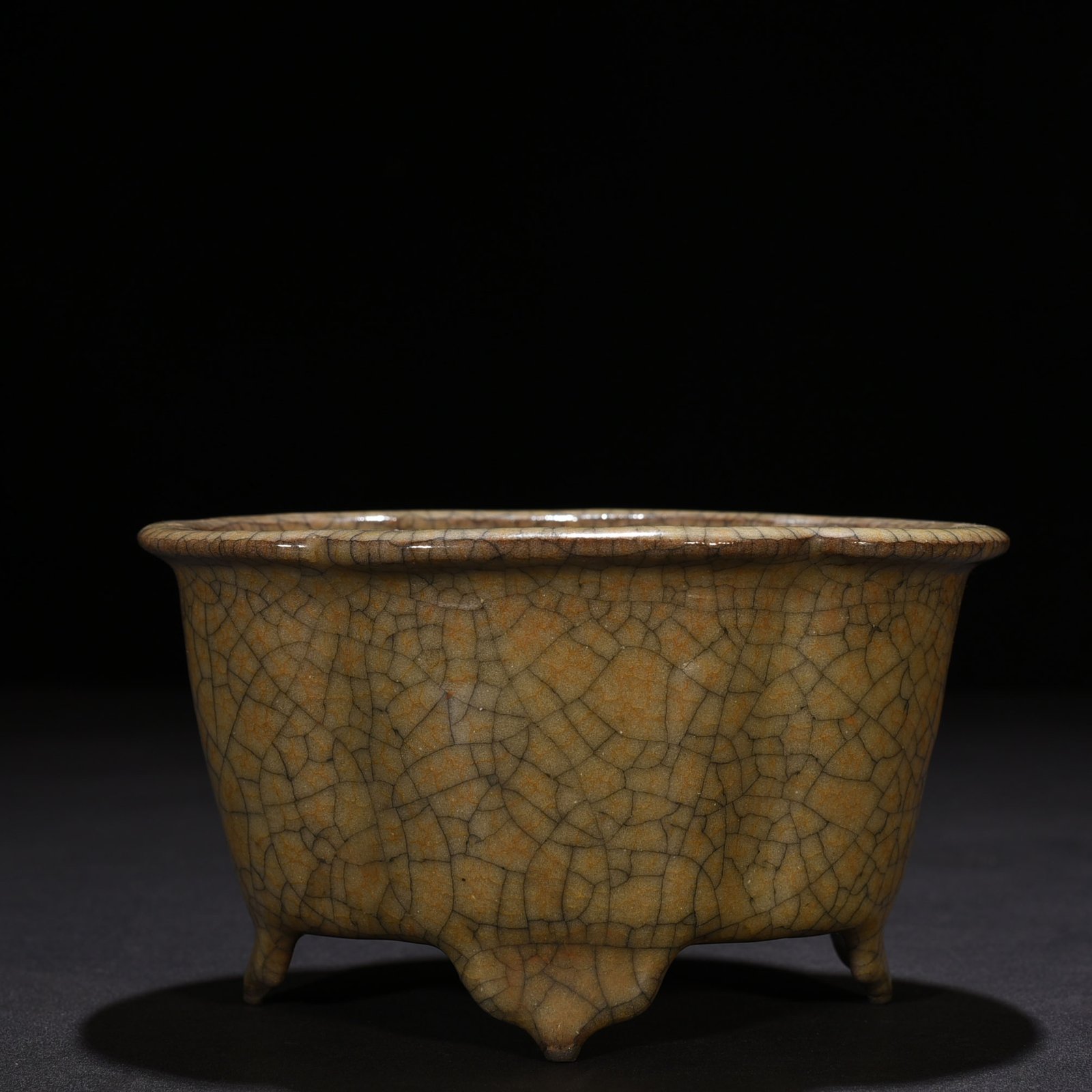 Song Dynasty Ge Kiln Begonia Style Wash