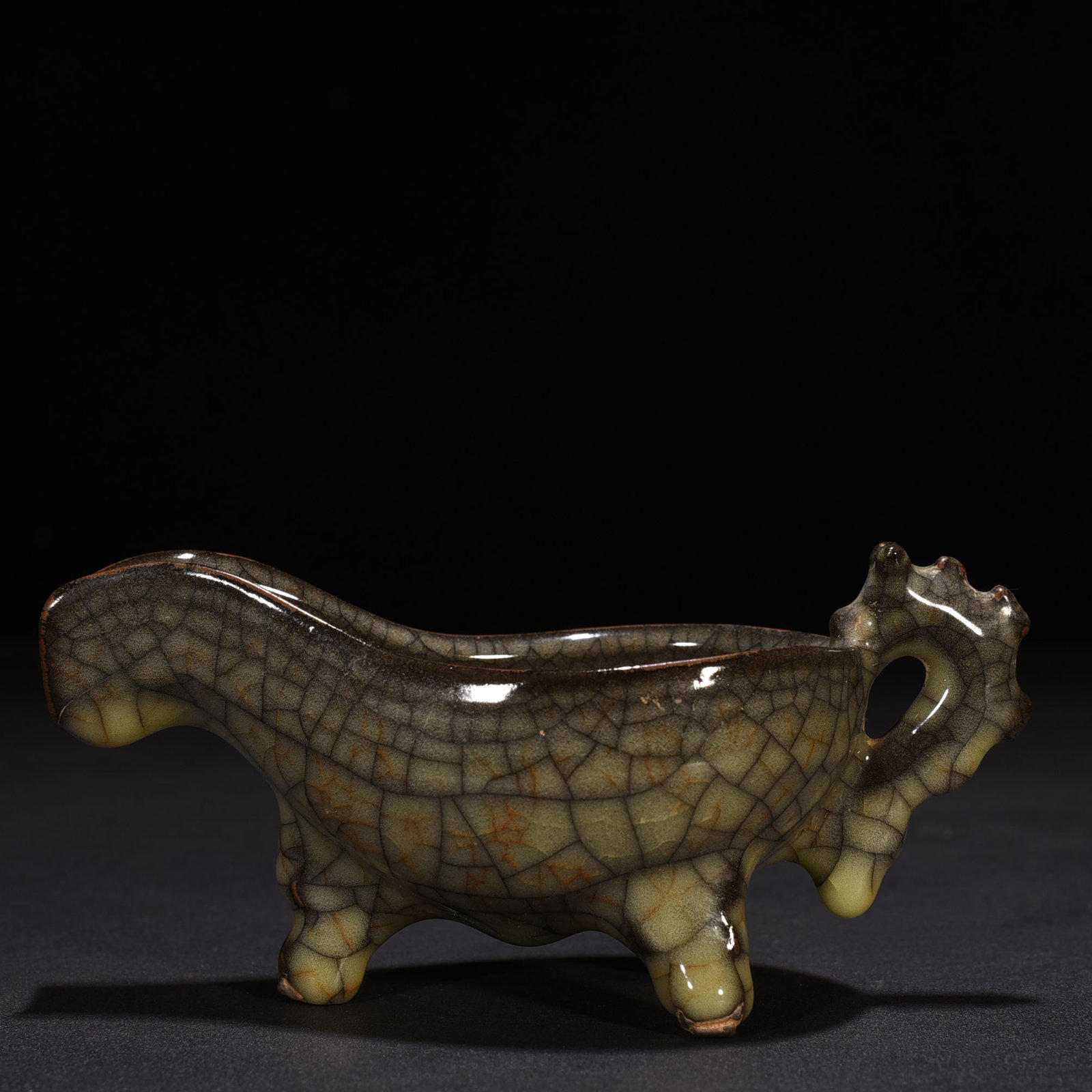 Song Dynasty Ge Kiln Jue Cup