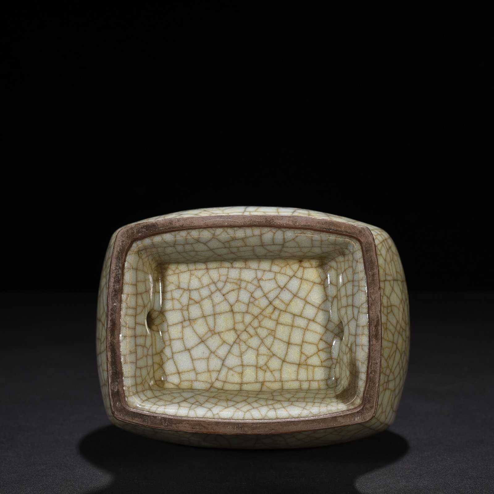 Song Dynasty Ge kiln square vase with pierced ears