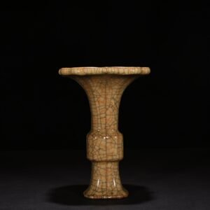 Song Dynasty Ge Kiln Flower Goblet