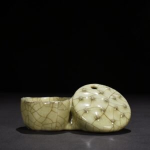 Song Dynasty Ge Kiln Lotus Water Bowl Inkstone Drops