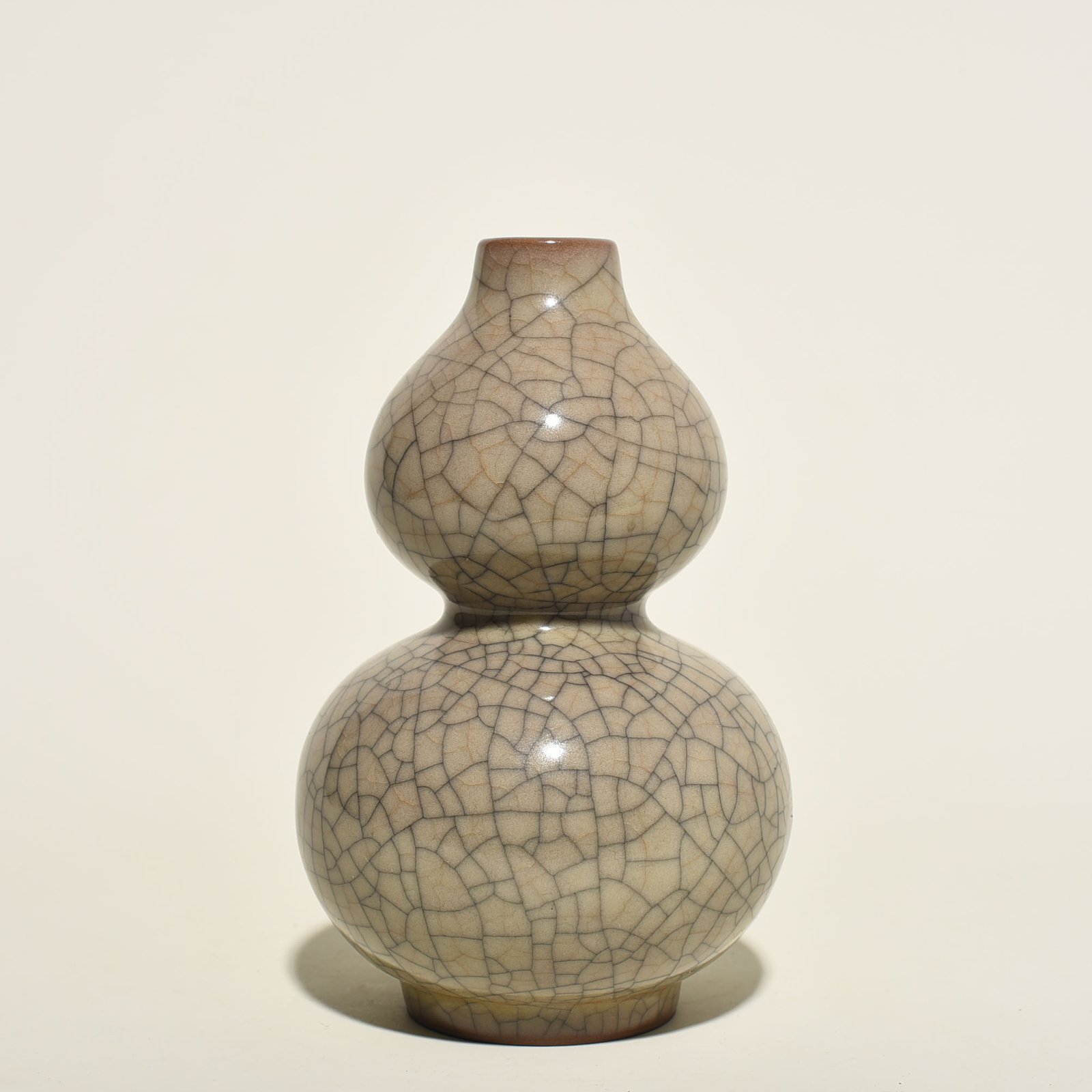 Song Dynasty Ge kiln gourd vase