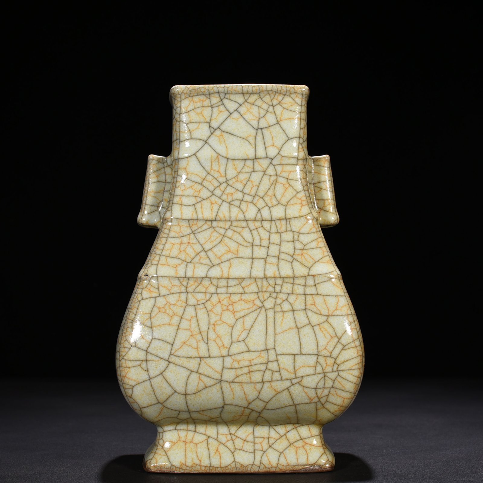 Song Dynasty Ge kiln square ear vase