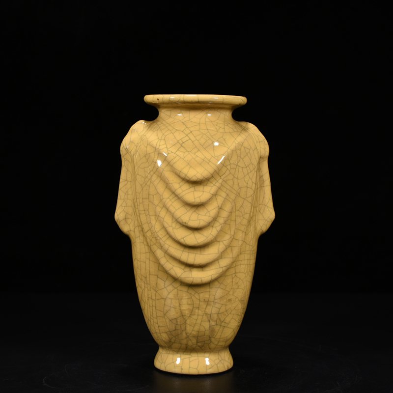 Song Dynasty Ge kiln brocade vase