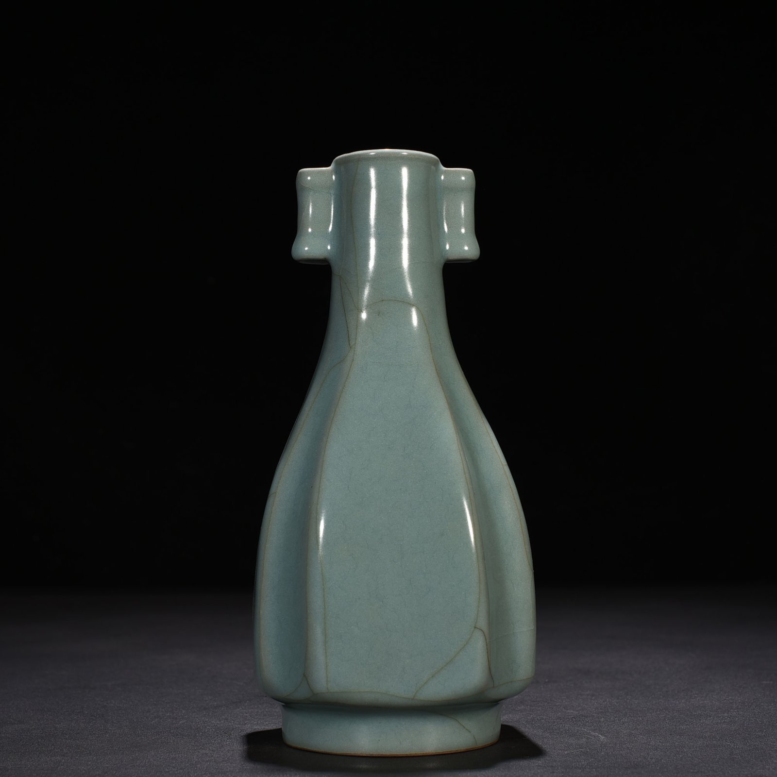 Song Dynasty official kiln style square vase with ears