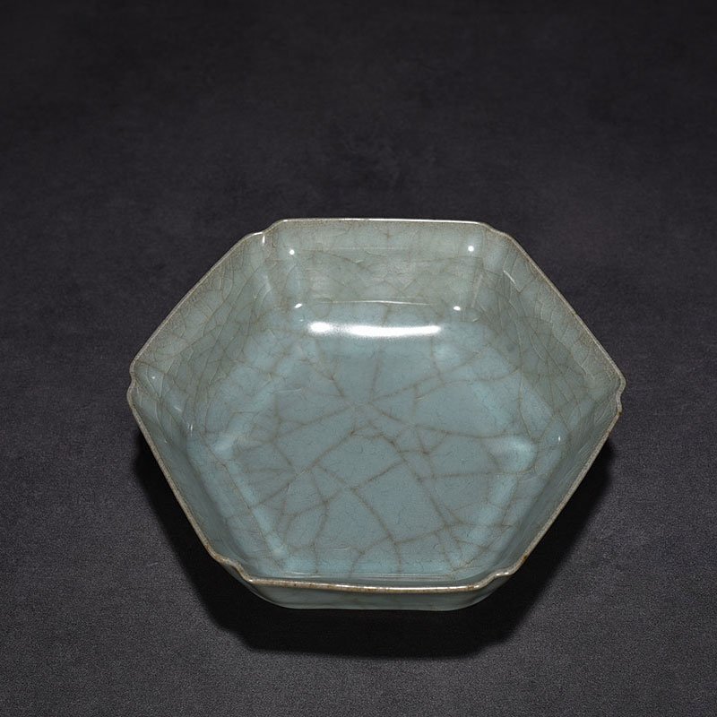 Song Dynasty official kiln six-square wash