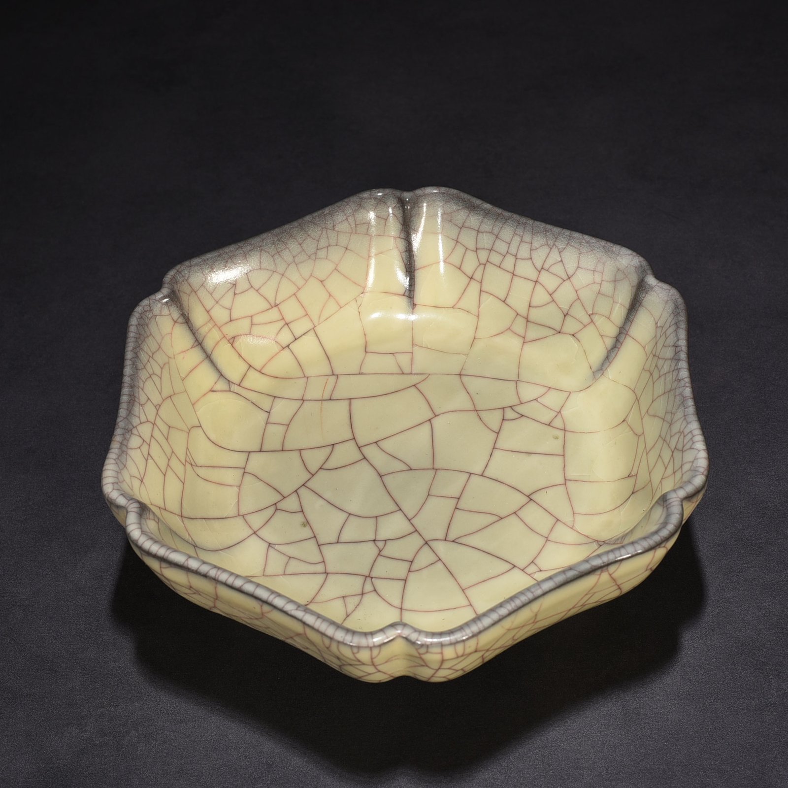 Song Dynasty official kiln six-square wash