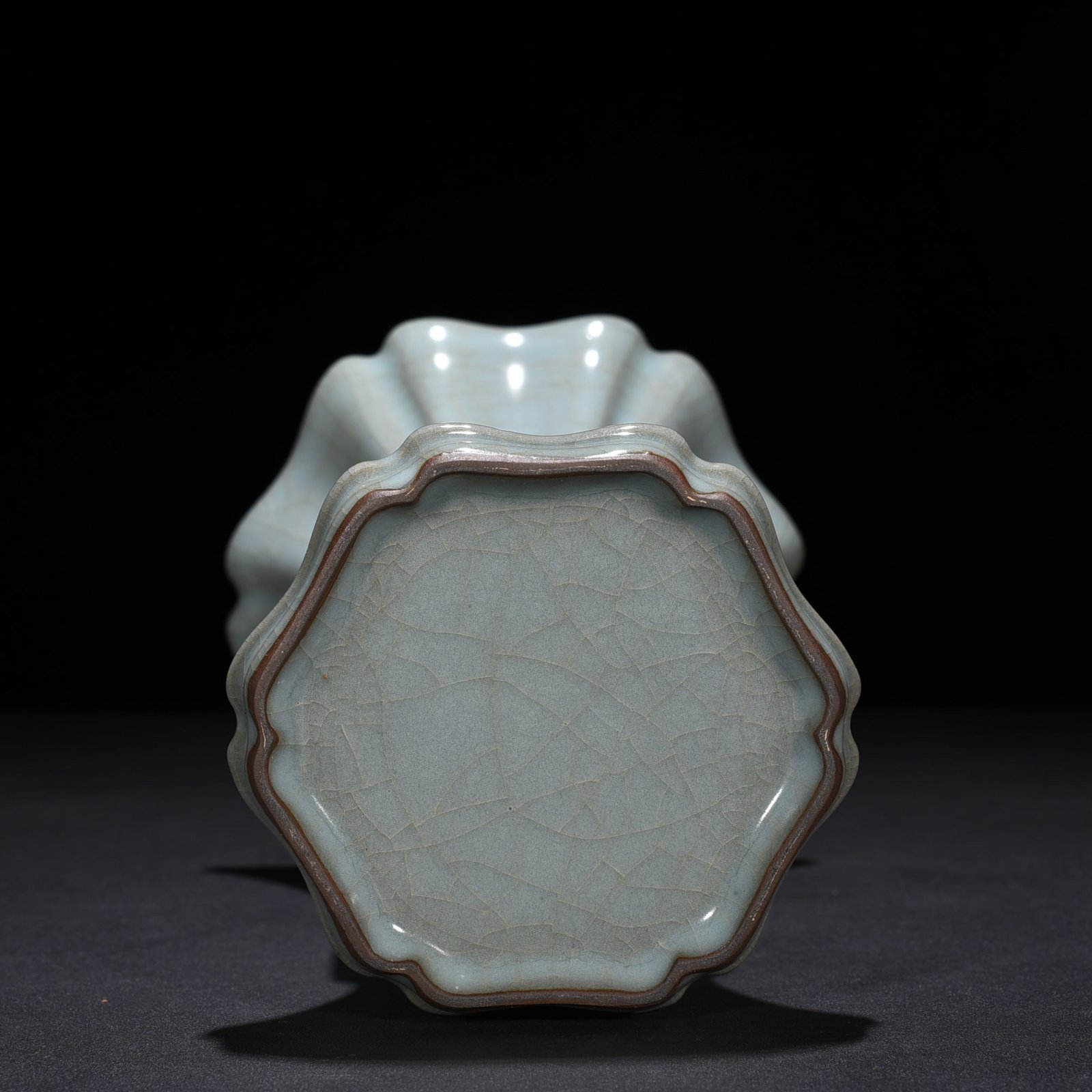 Song Dynasty Guanyao Six-square Flower Goblet