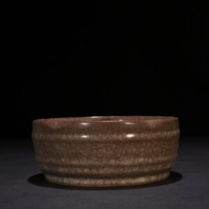 Song Dynasty Guan ice crackle dazzling pattern sunflower mouth wash