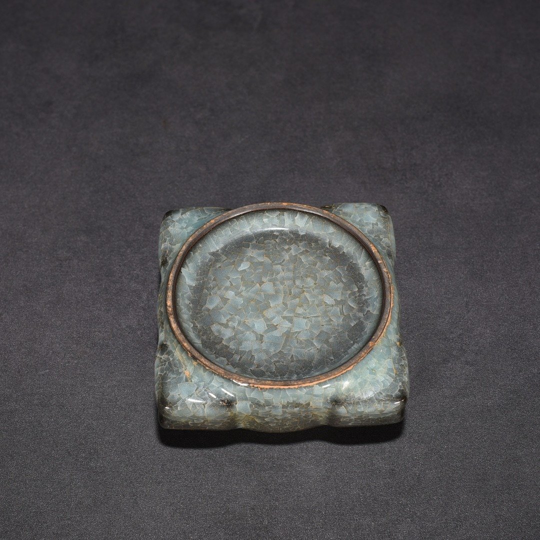 Song Dynasty Guan Kiln Ice Crack Cong Washer