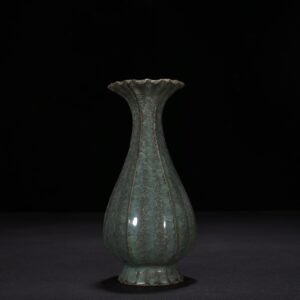 Song Dynasty kiln ice cracked melon jade pot spring vase