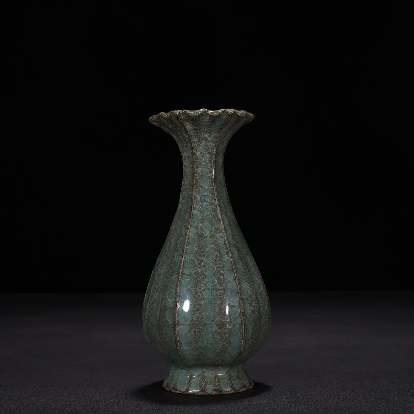 Song Dynasty  kiln ice cracked melon jade pot spring vase