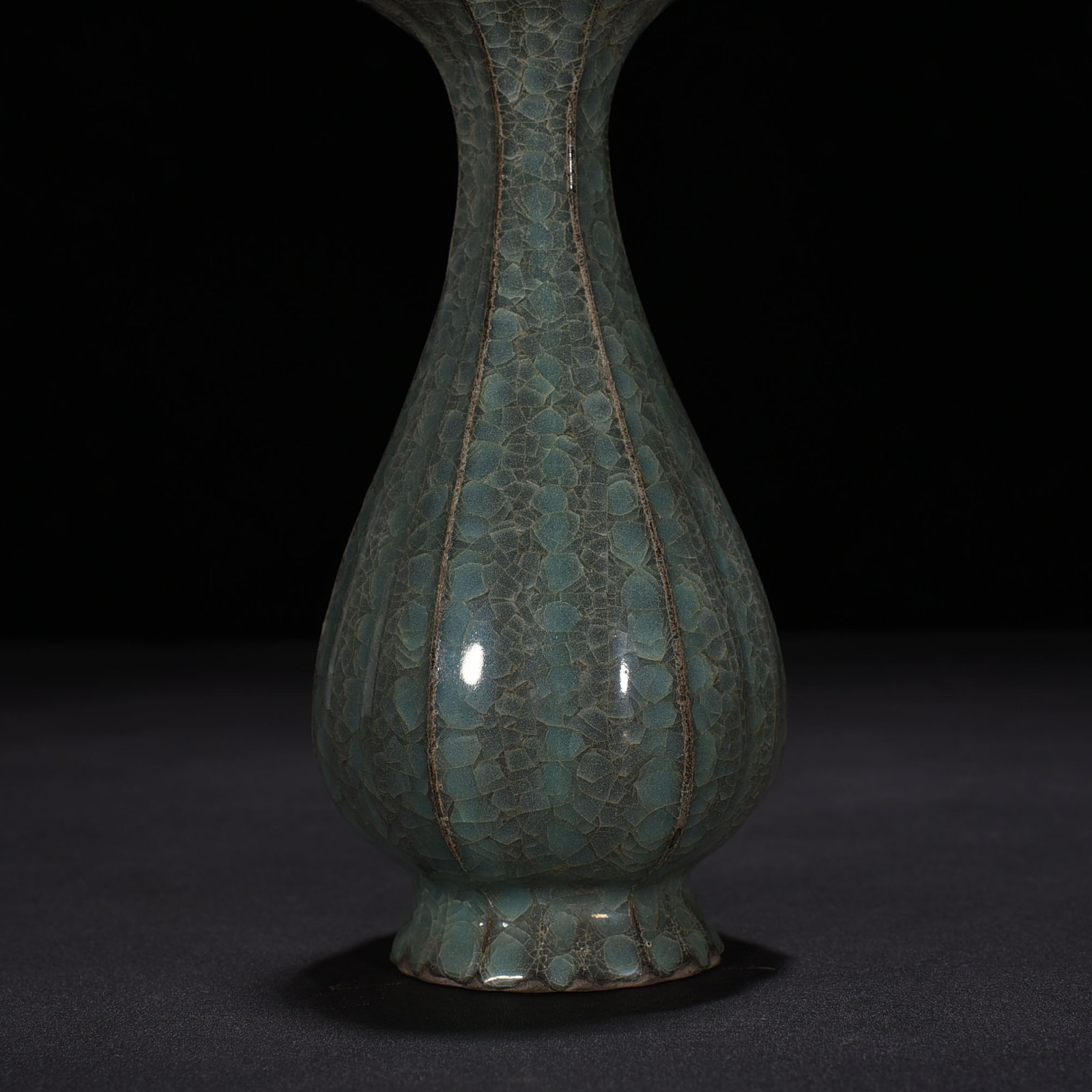 Song Dynasty  kiln ice cracked melon jade pot spring vase