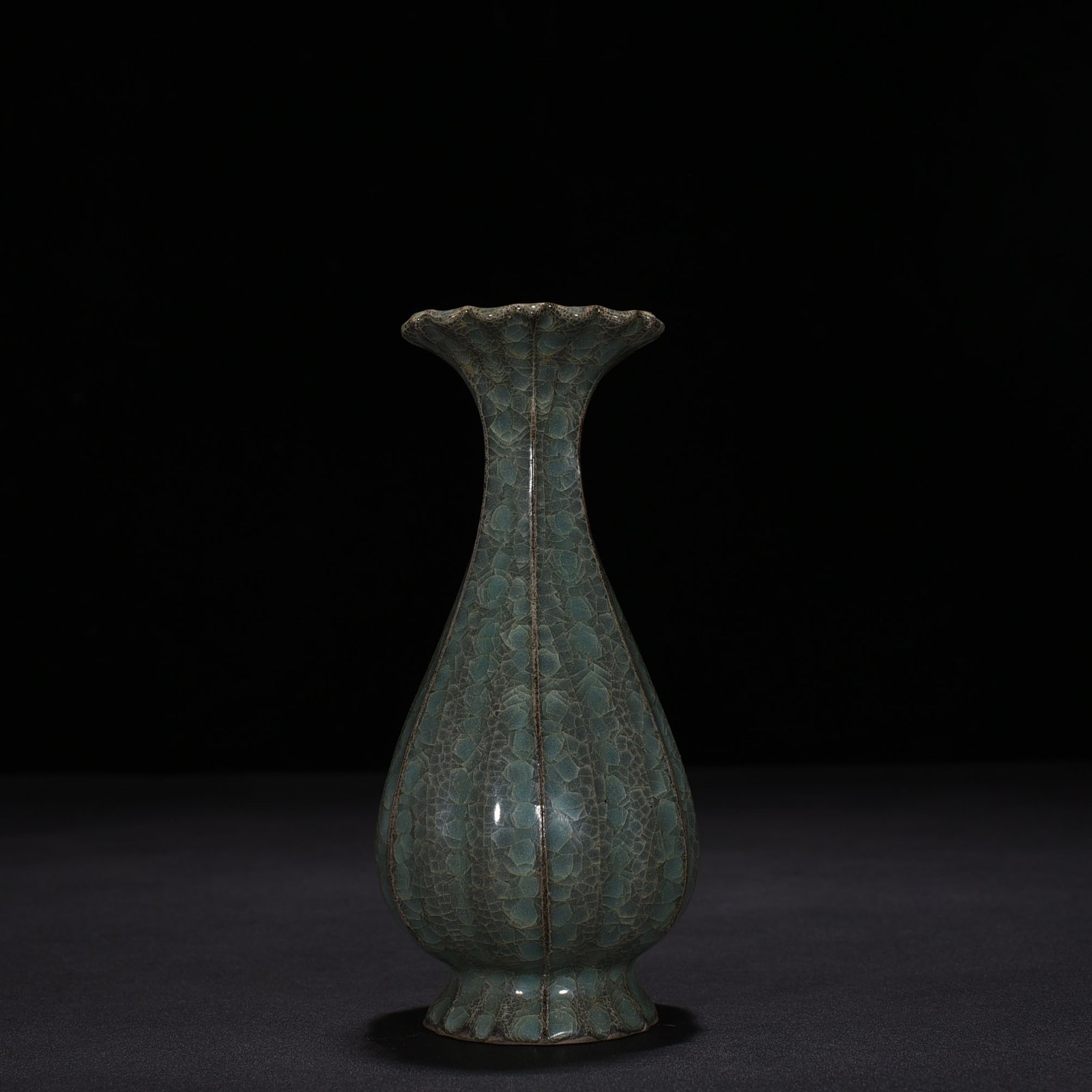 Song Dynasty  kiln ice cracked melon jade pot spring vase