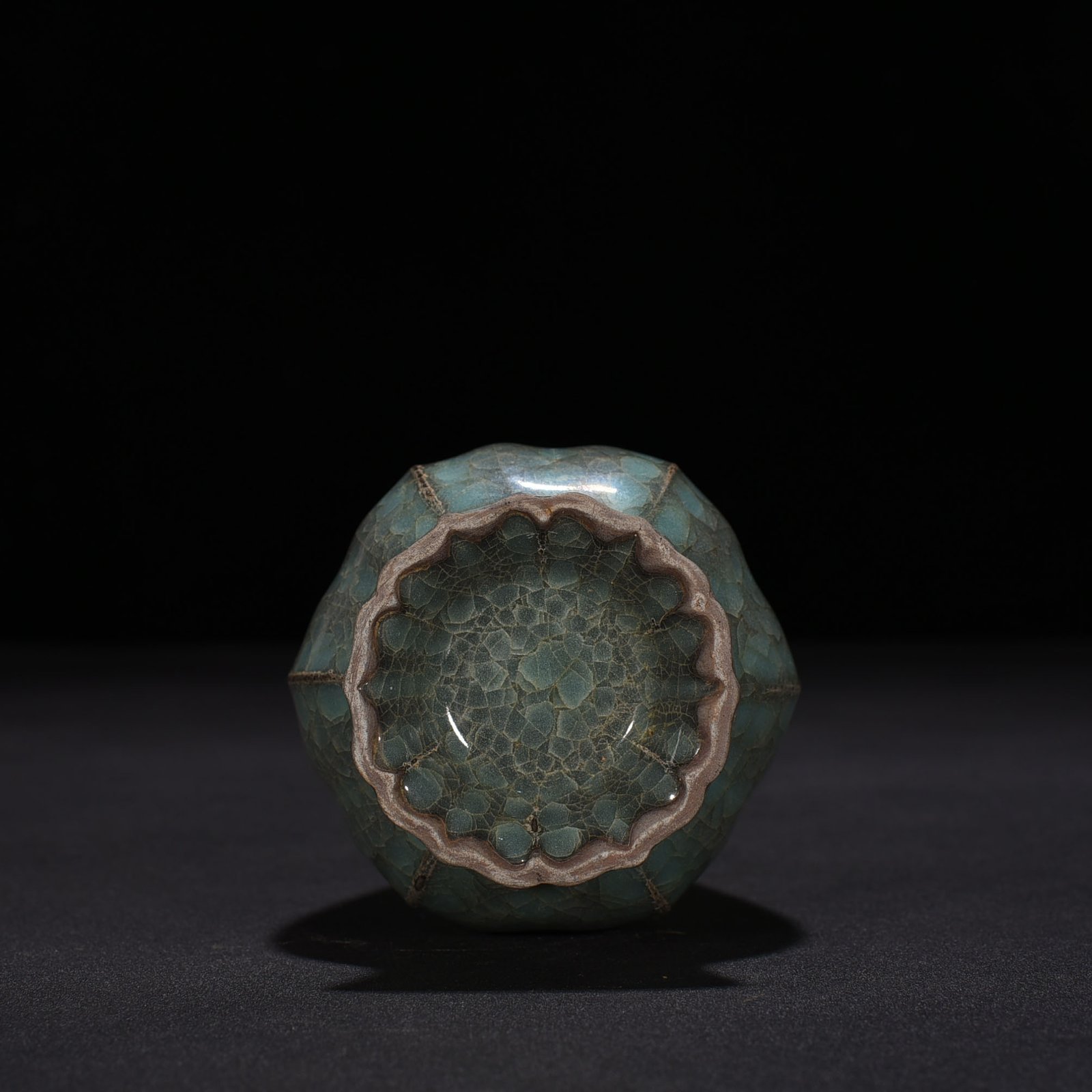 Song Dynasty  kiln ice cracked melon jade pot spring vase