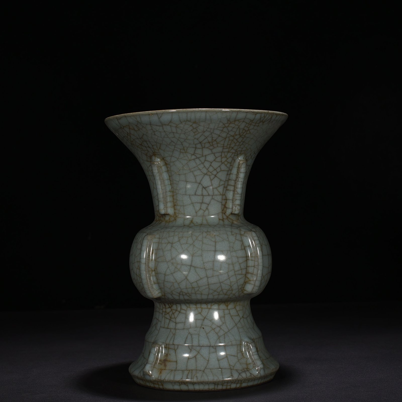 Song Dynasty official kiln halberd vase