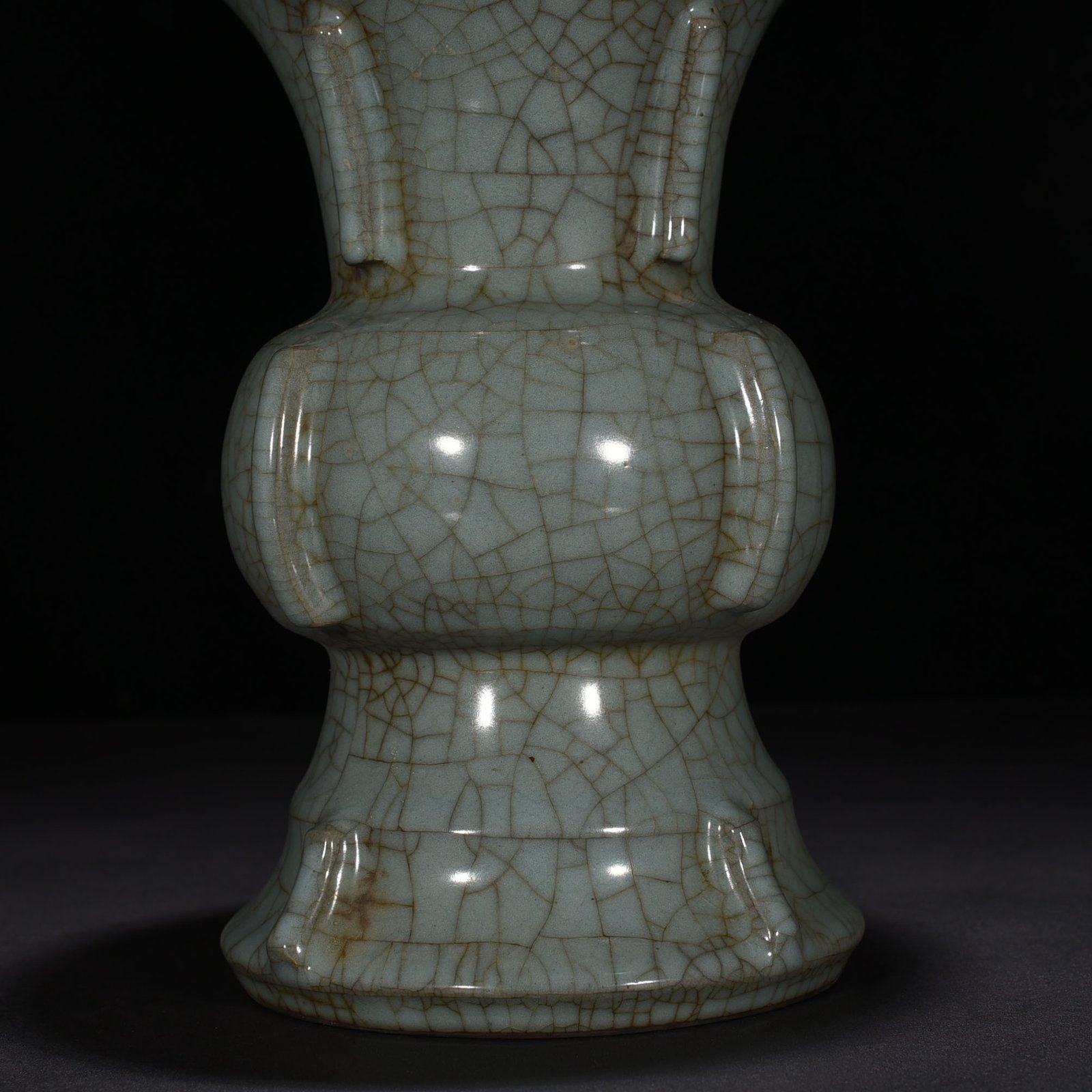 Song Dynasty official kiln halberd vase