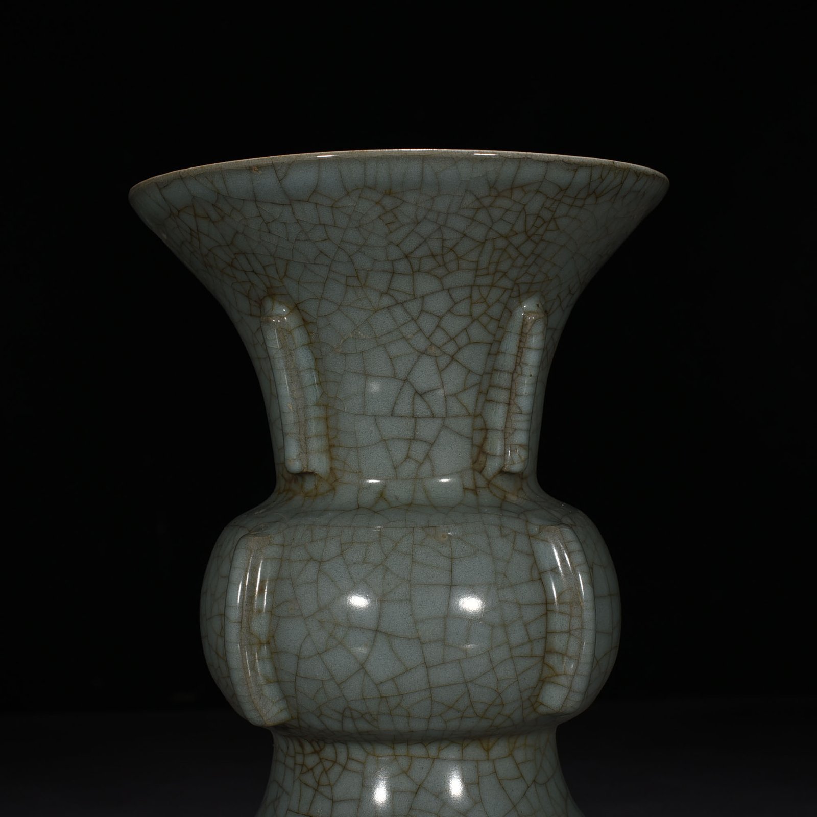 Song Dynasty official kiln halberd vase
