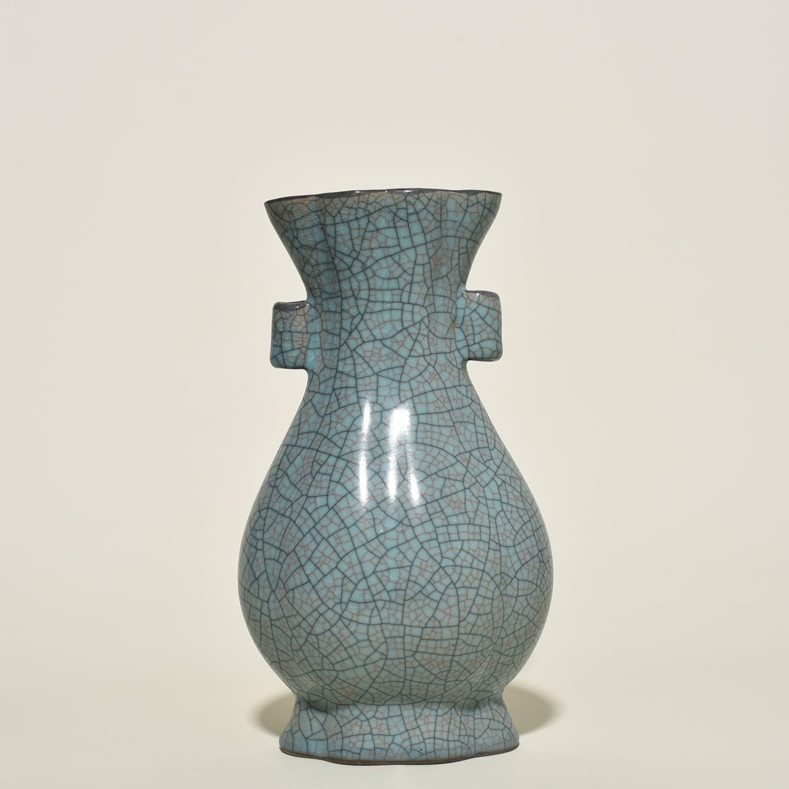 Song Dynasty azure glazed crabapple style through-ear vase