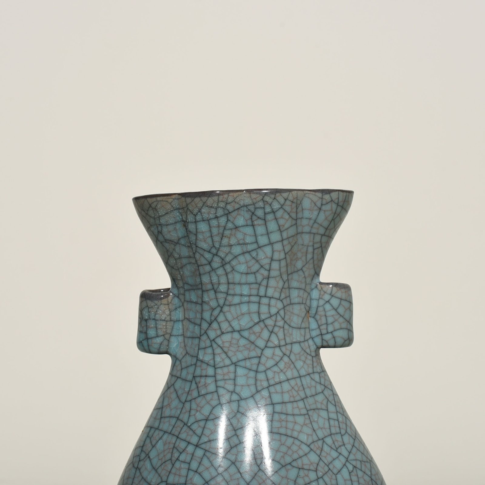 Song Dynasty azure glazed crabapple style through-ear vase