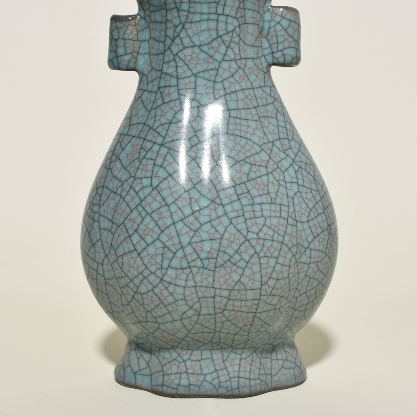 Song Dynasty azure glazed crabapple style through-ear vase