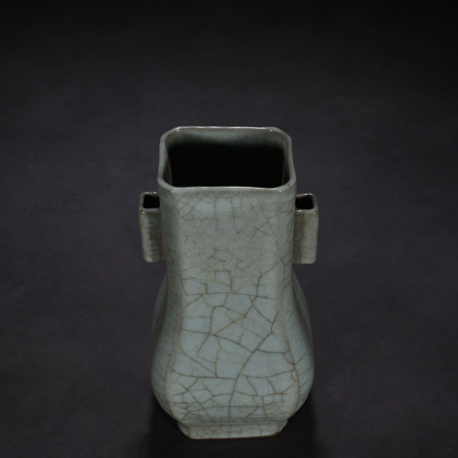Song Dynasty Guan Kiln square vase