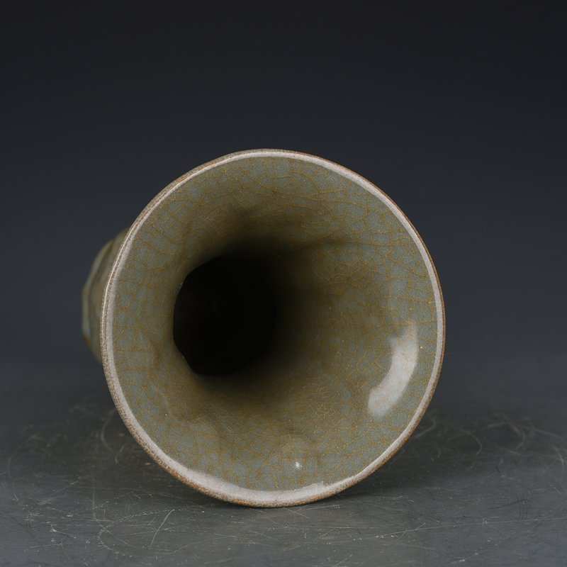 Song Dynasty Chongning fifth year flower vase