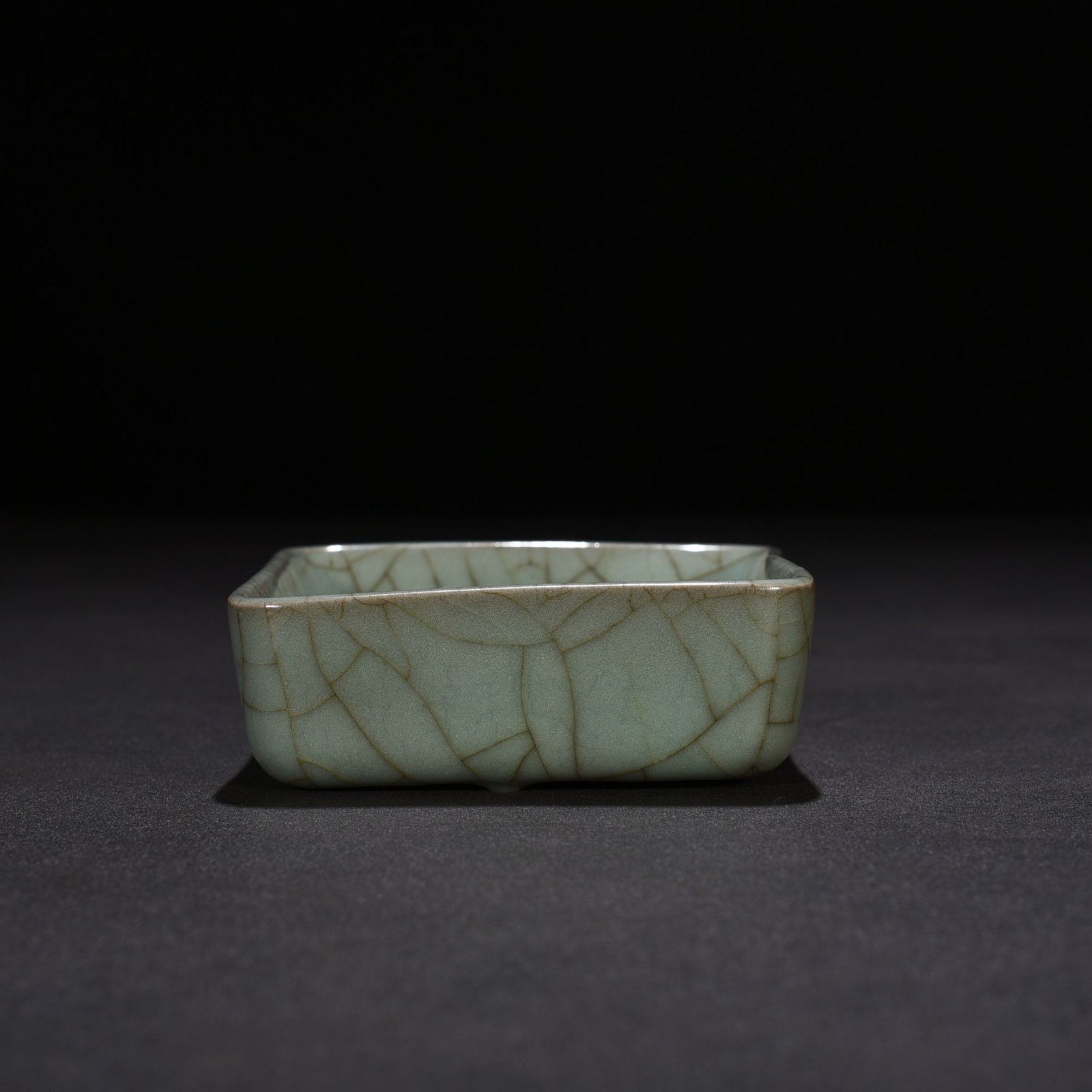 Song Dynasty Official Kiln square wash