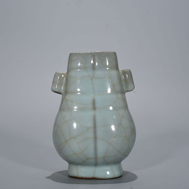 Song Dynasty  Official Kiln moon white glaze through-ear vase