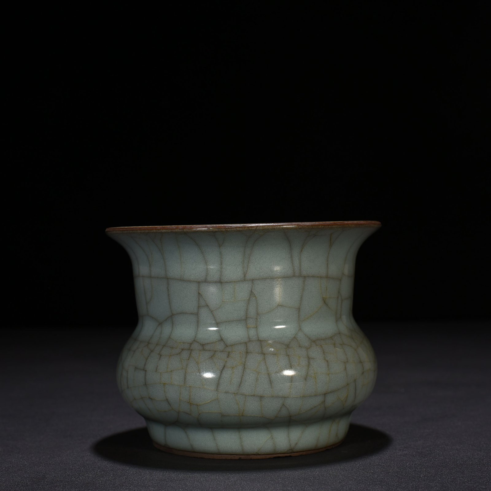 Song Guan kiln slag bucket