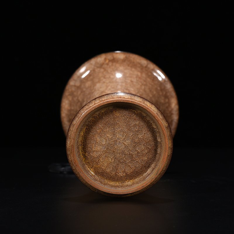 Song Guan kiln fried rice cracked flower goblet
