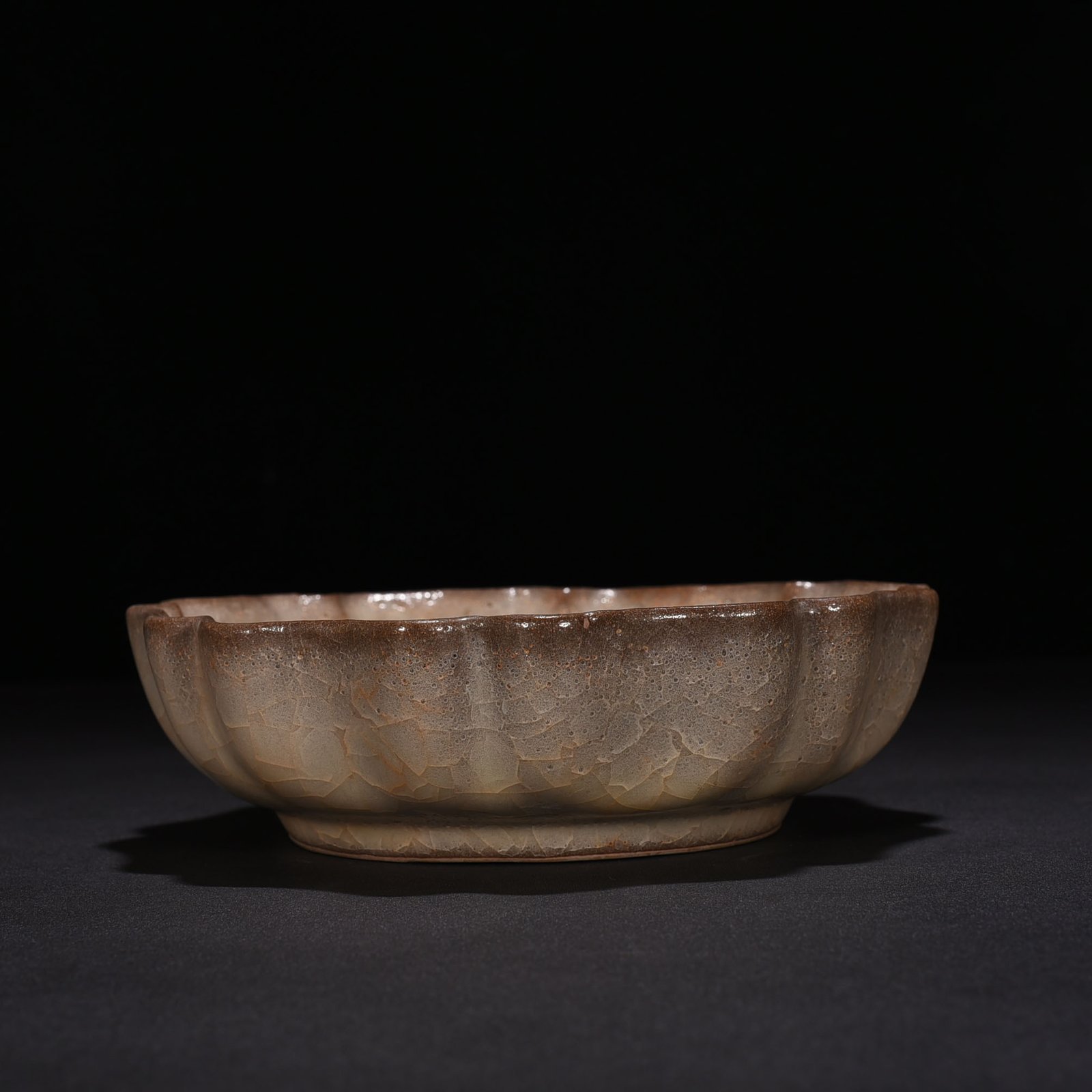 Song Dynasty official kiln glaze sunflower wash