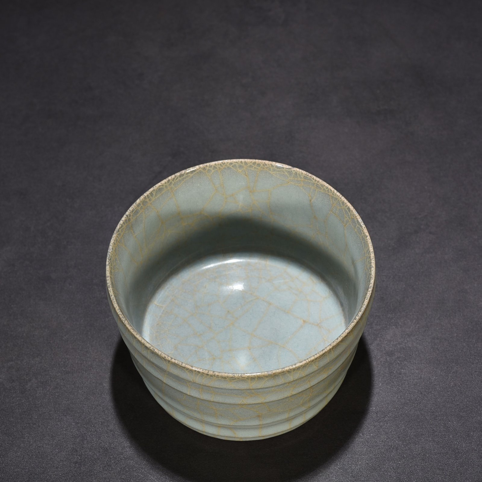 Song Dynasty official kiln dazzling pattern round wash