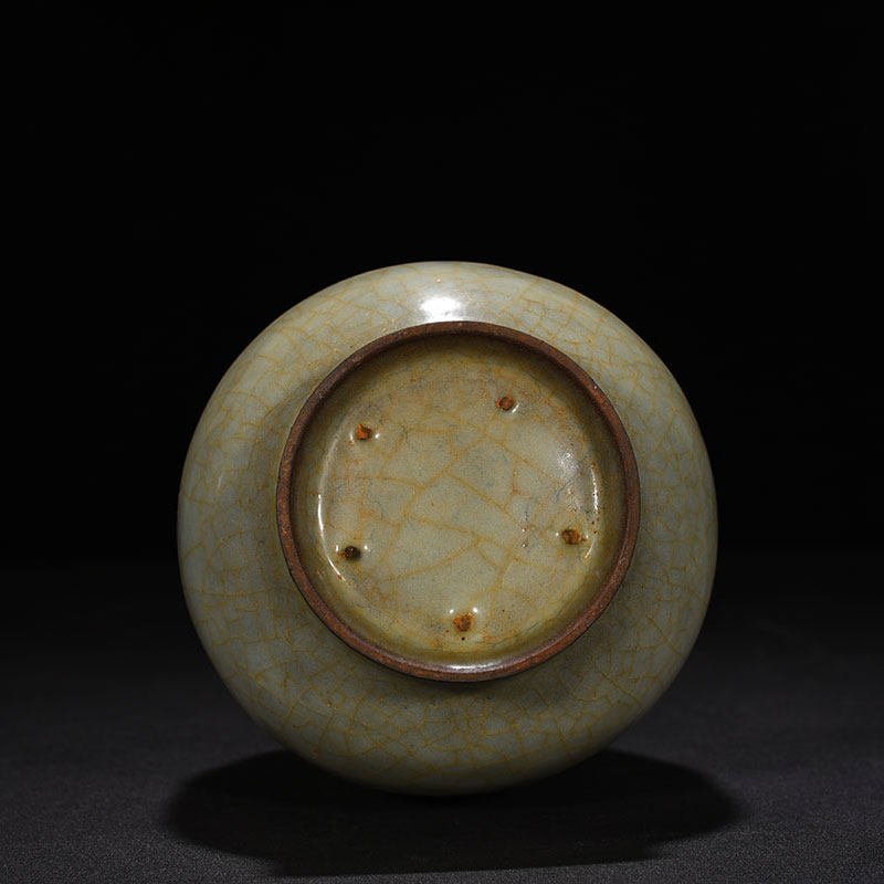 Song Dynasty official kiln dazzling pattern vase