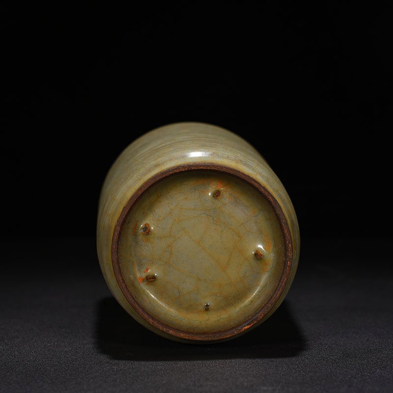 Song Dynasty official kiln dazzling pattern vase