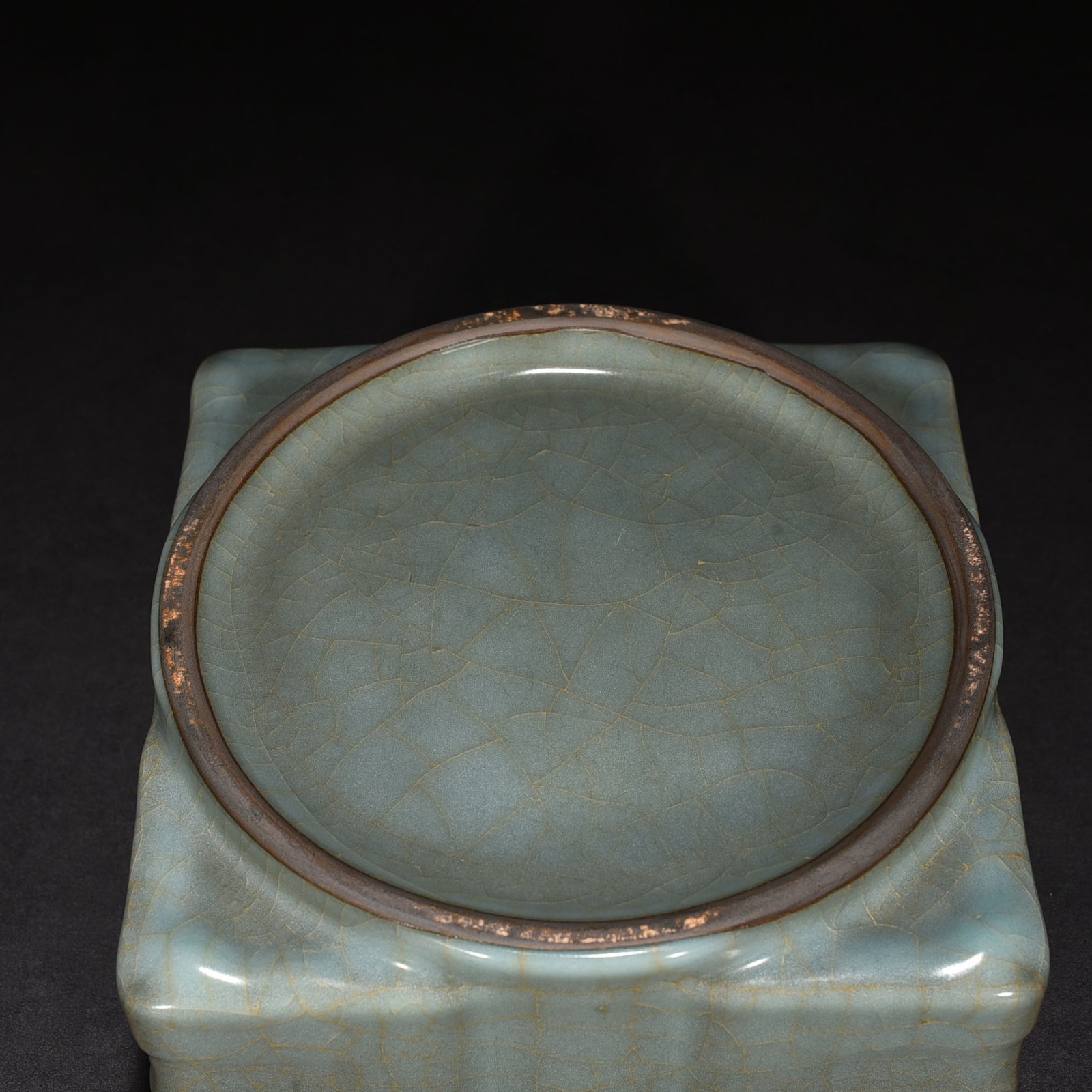 Song Dynasty Guan kiln Cong style washer