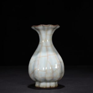 Song Dynasty official kiln melon vase