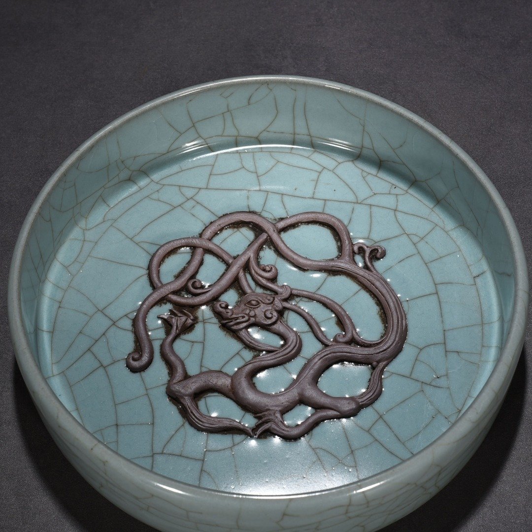 Song Dynasty official kiln panlong wash