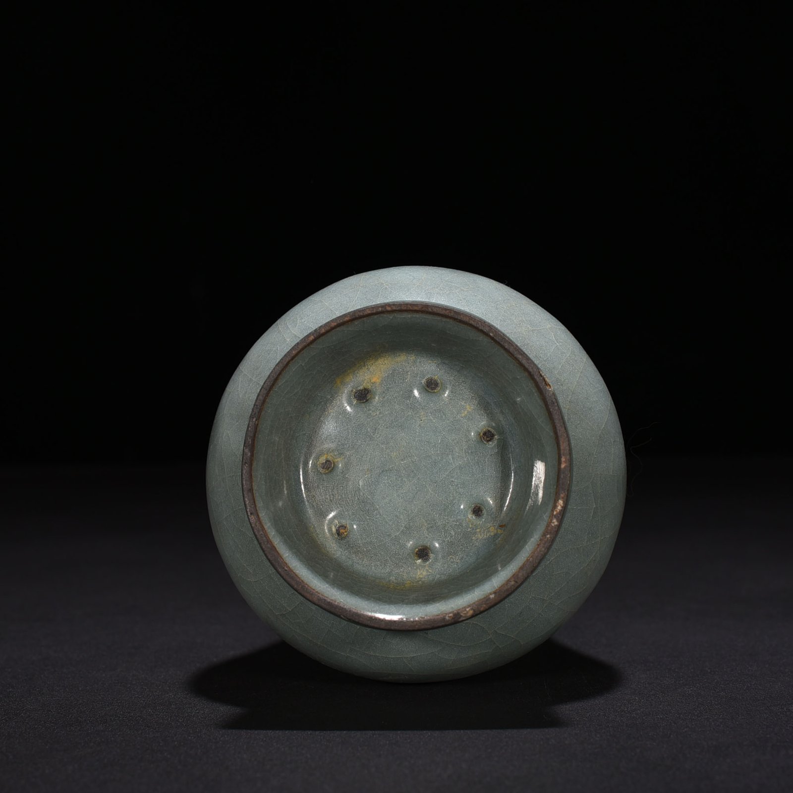 Song Dynasty official kiln straight neck bottle