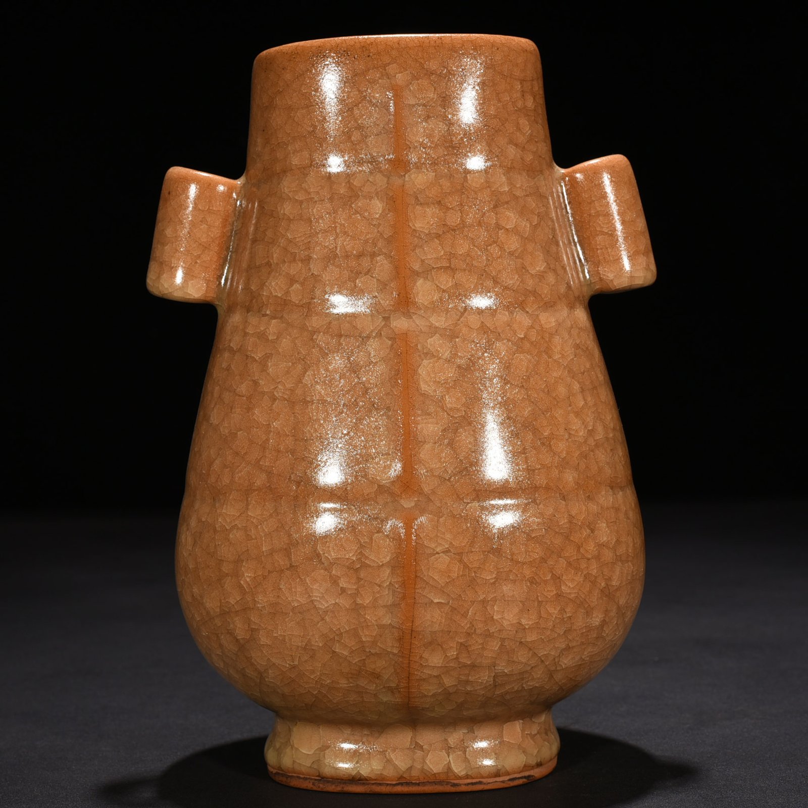 Song Dynasty  glaze ice crackle dazzling pattern through-ear bottle