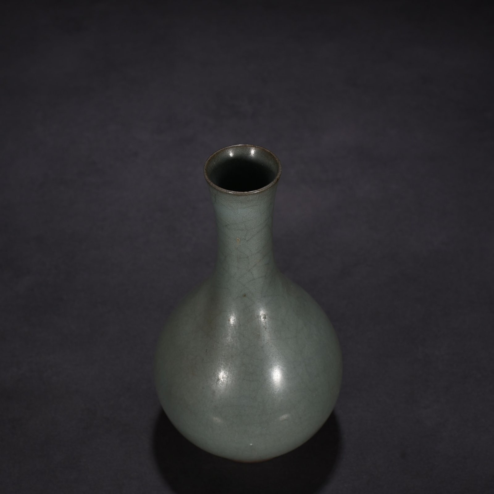 Song Dynasty official kiln bile bottle