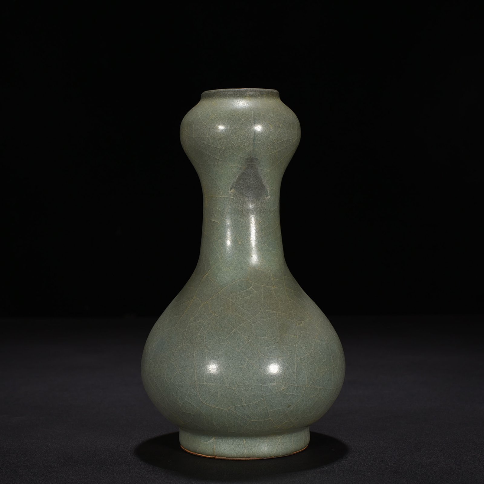 Song Dynasty Guan garlic bottle