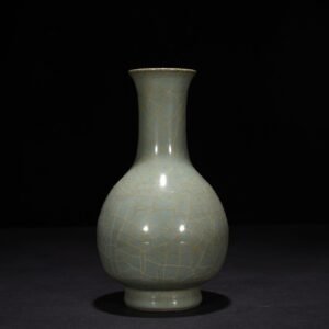 Song Dynasty Guan gooseneck bottle