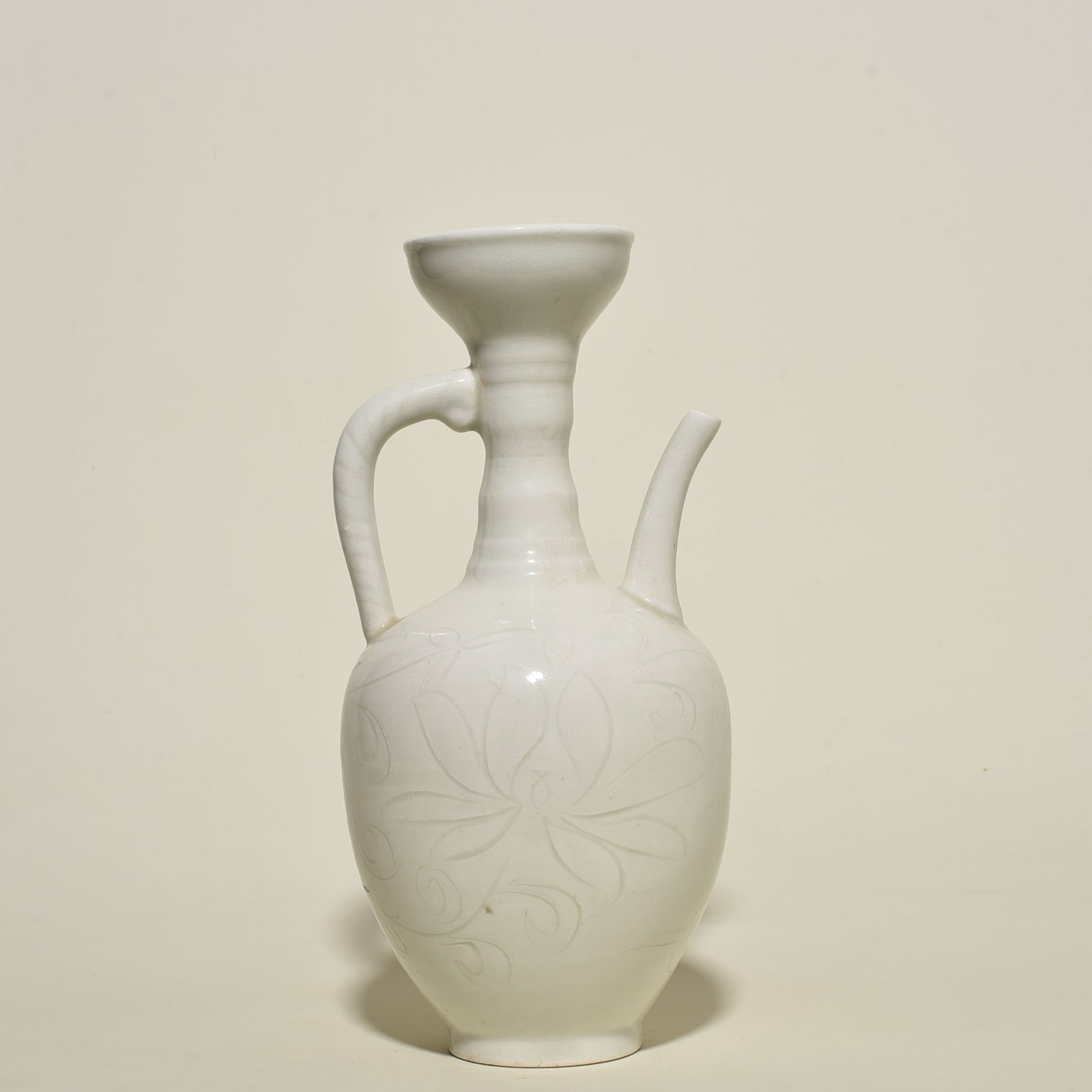Song Ding kiln kettle with imperial inscription