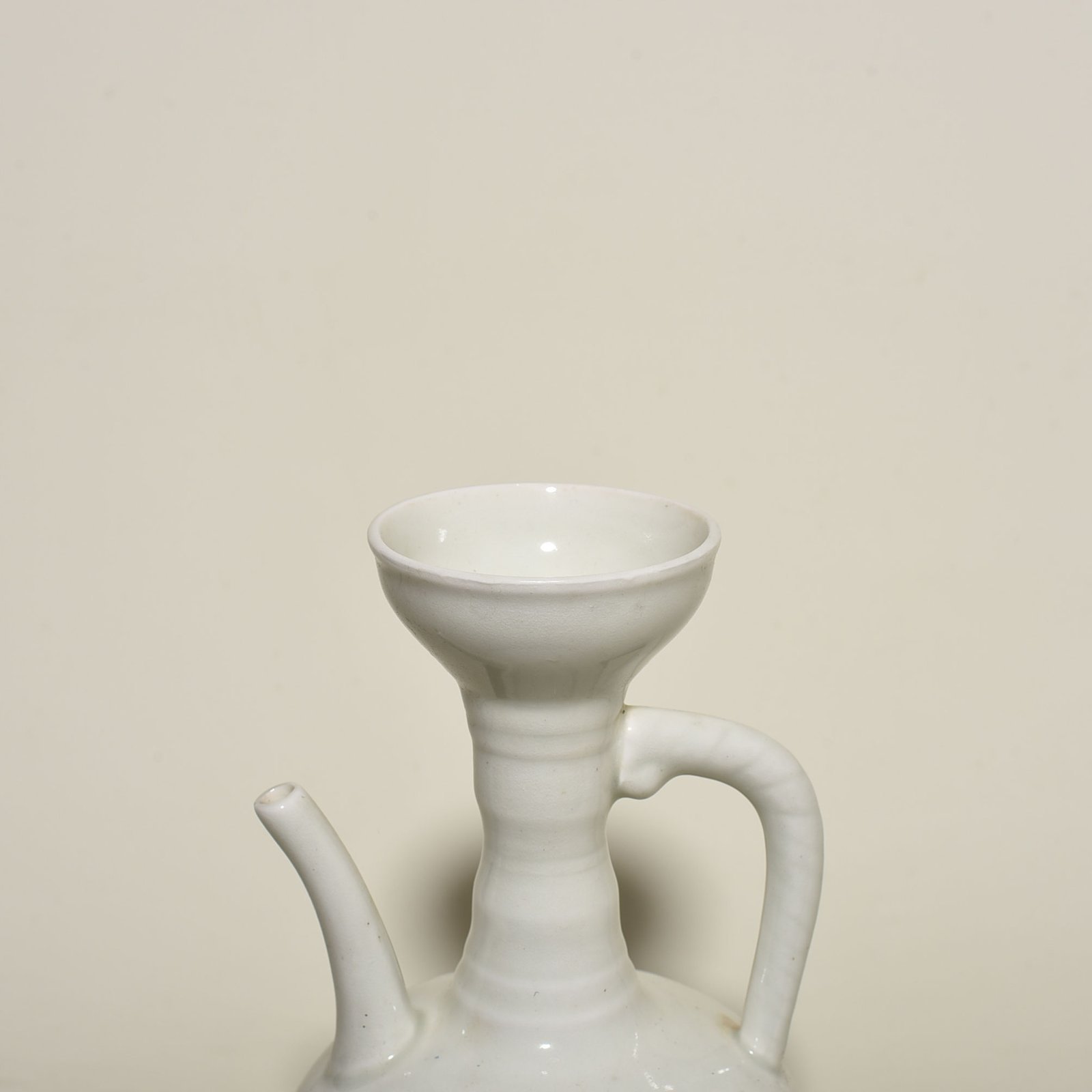 Song Ding kiln kettle with imperial inscription