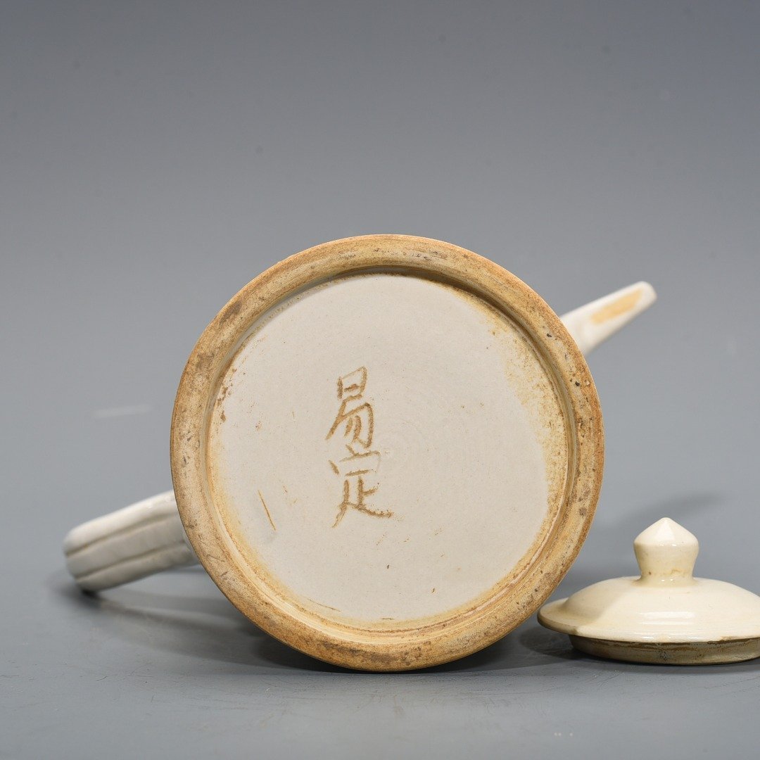Song Dynasty Ding kiln style Duomu teapot