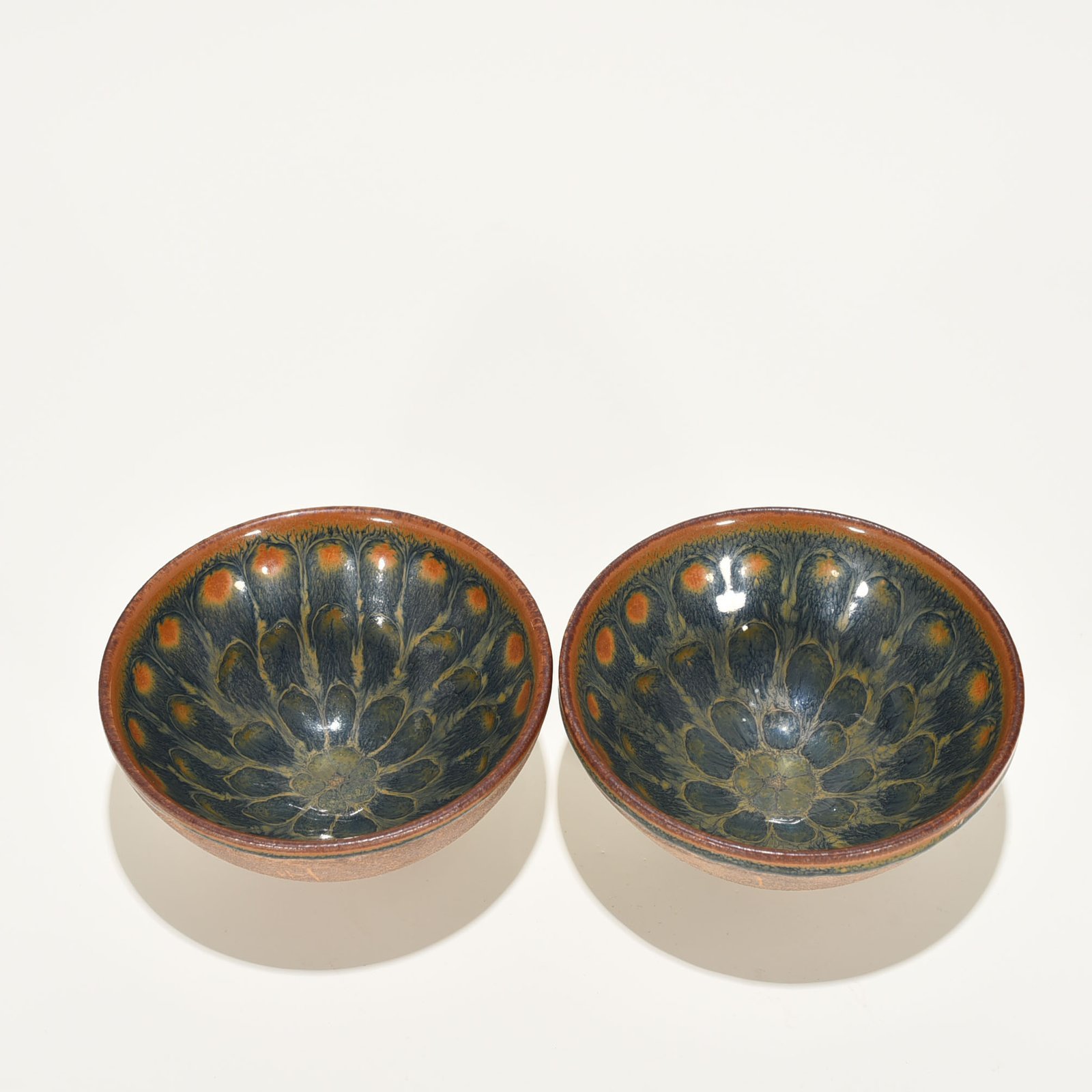 Song Dynasty Jian kiln engraved inscription lamp