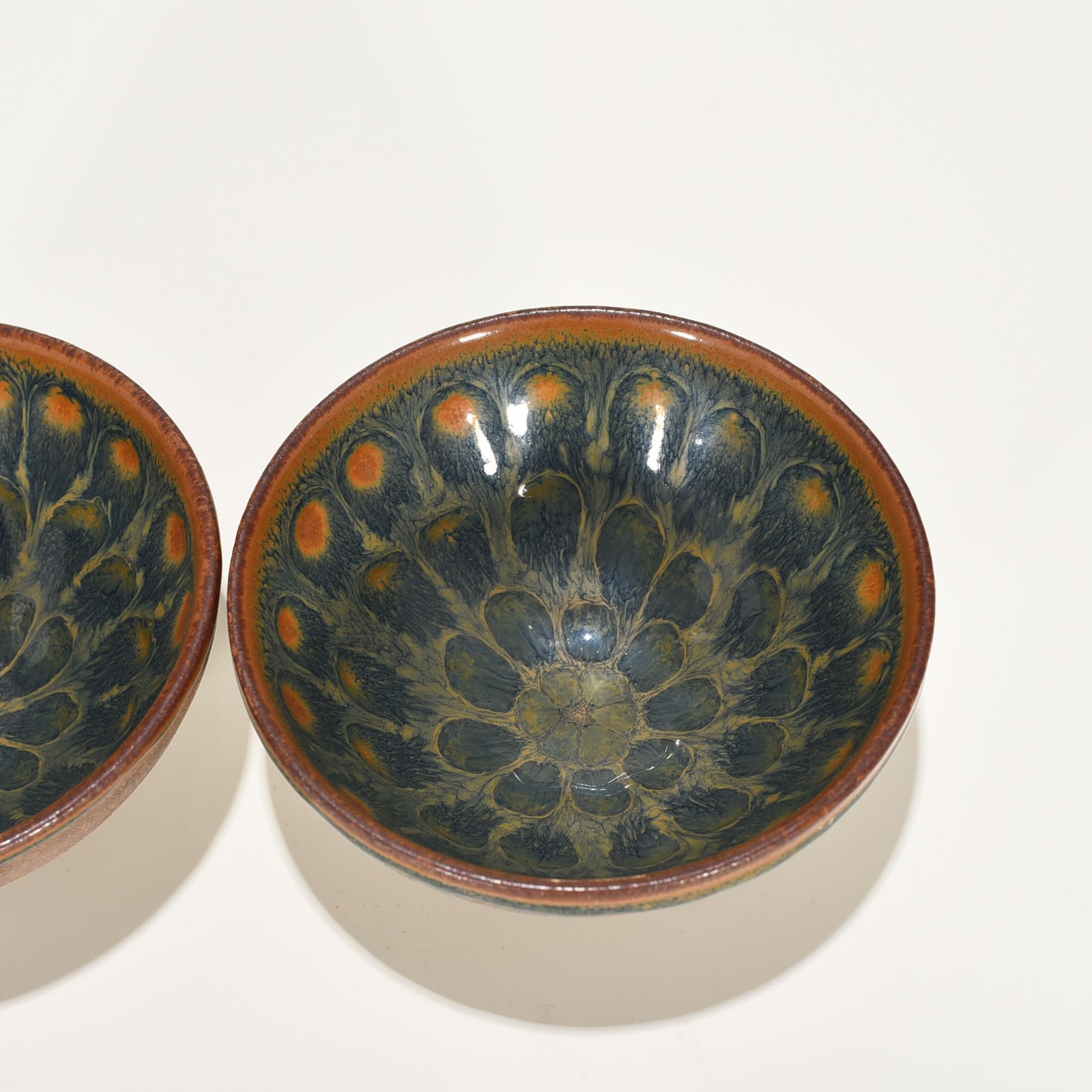 Song Dynasty Jian kiln engraved inscription lamp